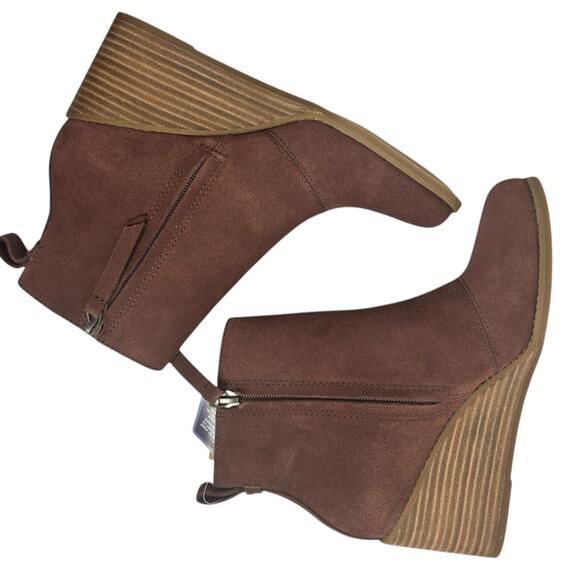 TOMS Women's Sutton Suede Wedge Boots Chestnut Size 7 NEW - Picture 2 of 11